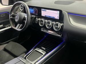 Mercedes GLA 200 d  - Foto 2