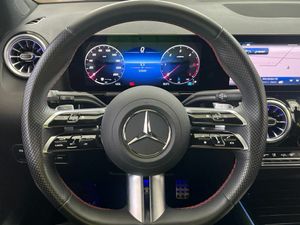 Mercedes GLA 200 d  - Foto 2