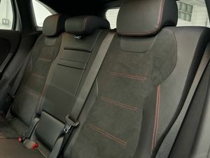 Mercedes GLA 200 d  - Foto 2