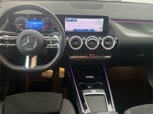 Mercedes GLA 200 d  - Foto 2
