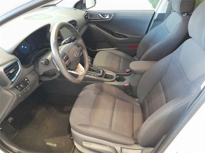Hyundai IONIQ 1.6 GDI HEV Tecno DT