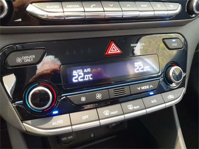 Hyundai IONIQ 1.6 GDI HEV Tecno DT
