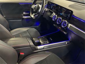 Mercedes Clase GLB 200 d 4MATIC  - Foto 2