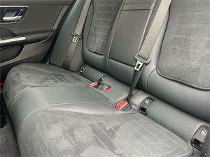 Mercedes Clase C 300 d e Berlina  - Foto 2