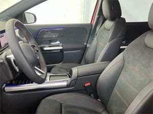 Mercedes GLA 200 D  - Foto 2