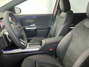 Mercedes GLA 200 d AMG Line  - Foto 2