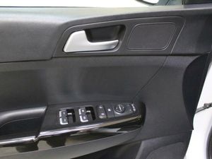 Kia Sportage 1.6 MHEV Drive Plus 85kW (115CV) 4x2  - Foto 2