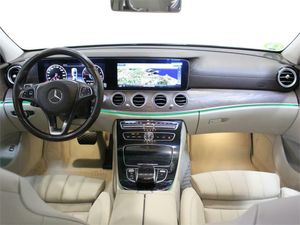 Mercedes Clase E 220 d  - Foto 2