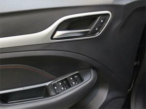 MG ZS 1.0T Luxury Auto  - Foto 2