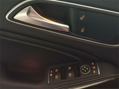 Mercedes GLA 180