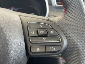 MG ZS 1.0T Luxury Auto  - Foto 2