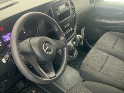 Mercedes Vito 110CDI 75kW furgón Base larga