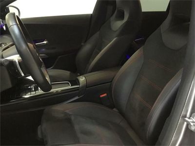 Mercedes CLA 200