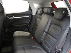 MG ZS 1.0T Luxury Auto  - Foto 2
