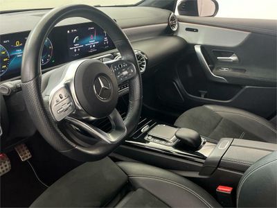 Mercedes Clase A 180 d AMG Line (EURO 6d)