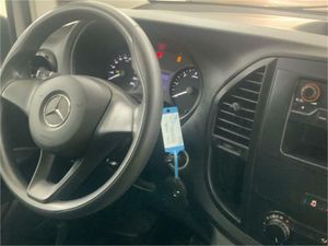 Mercedes Vito 110CDI 75kW furgón Base larga  - Foto 2