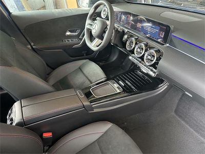 Mercedes Clase A 250 e con tecnología híbrida EQ Sedán