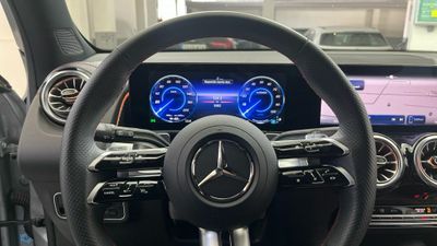 Mercedes EQB 250+
