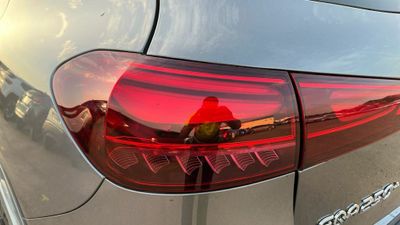 Mercedes EQA 250+