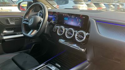 Mercedes EQA 250+