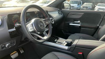 Mercedes EQA 250+