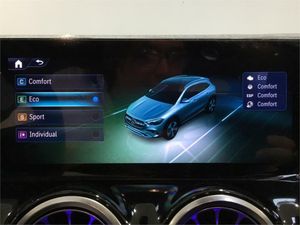 Mercedes GLA 200 D  - Foto 2