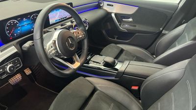 Mercedes Clase A 180 d AMG Line