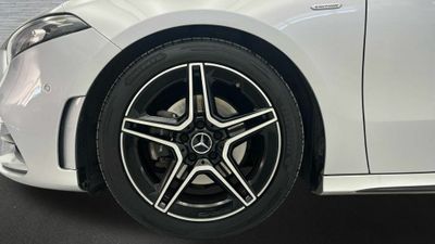 Mercedes Clase A 180 d AMG Line