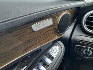 Mercedes GLC 220 d 4MATIC  - Foto 2