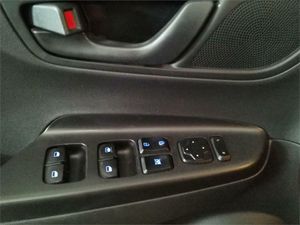 Hyundai Kona 1.0 TGDI Essence 4X2  - Foto 2