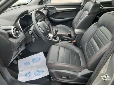 MG ZS 1.5 Luxury