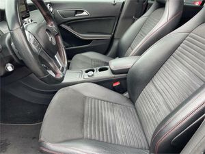 Mercedes CLA 220 CDI Aut. AMG Line  - Foto 2