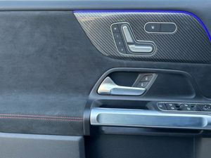 Mercedes Clase GLB 220 d 4MATIC  - Foto 2