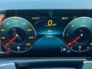 Mercedes Clase GLB 220 d 4MATIC  - Foto 2