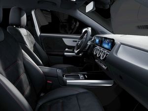 Mercedes GLA 200 d  - Foto 2