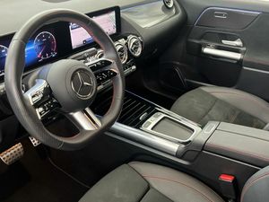 Mercedes GLA 200 d AMG Line (EURO 6d)  - Foto 2