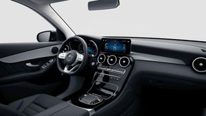 Mercedes GLC 220 d 4Matic AMG Line (EURO 6d)  - Foto 2