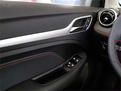 MG ZS 1.0T Luxury Auto