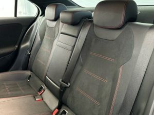 Mercedes Clase A A 180 d Sedan AMG Line (EURO 6d)  - Foto 2