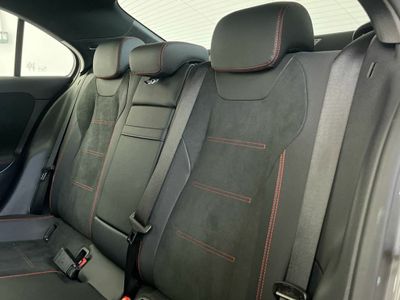 Mercedes Clase A 250 e Berlina con tecnología híbrida EQ