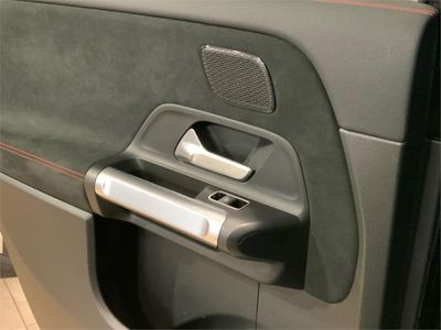 Mercedes EQB EQB 250