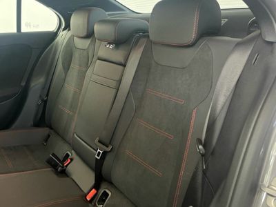Mercedes Clase A 250 e Berlina con tecnología híbrida EQ