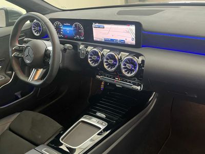Mercedes Clase A 250 e Berlina con tecnología híbrida EQ
