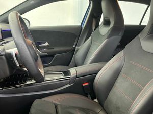 Mercedes Clase A 200 d Compacto  - Foto 2