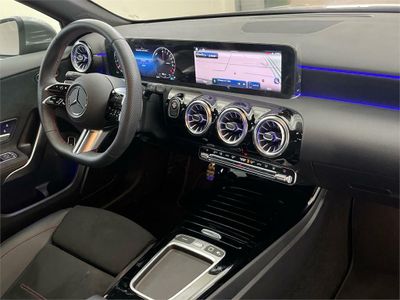 Mercedes Clase A A 250 e Berlina con tecnología híbrida EQ