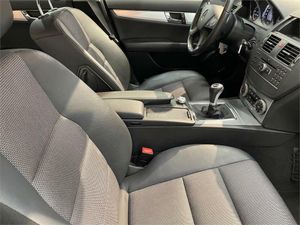 Mercedes Clase C 200 CDI BE Avant. Blue Eff. Ed. Estate  - Foto 2