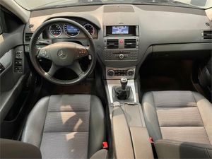 Mercedes Clase C 200 CDI BE Avant. Blue Eff. Ed. Estate  - Foto 2