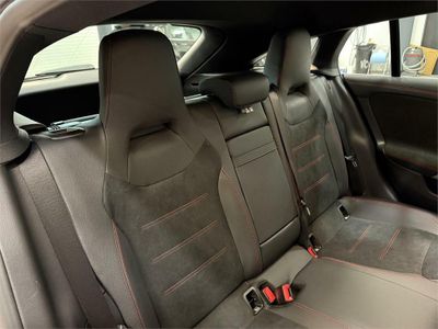Mercedes CLA 200 D DCT