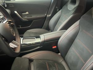 Mercedes Clase A 200 d Compacto  - Foto 2