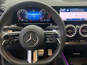 Mercedes GLA 200 d  - Foto 2